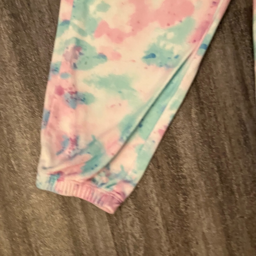American Girl “Seize the Zzz’s” 2-piece pajamas - Picture 4 of 10